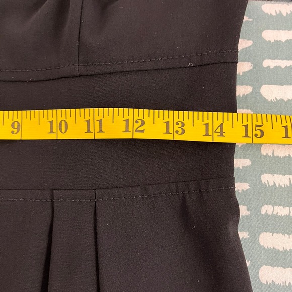 Calvin Klein Women's Size 4 LBD Minimalist Classic Feminine Career Office Siren - Picture 9 of 11